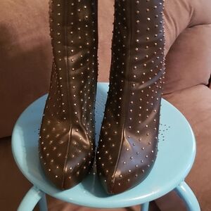 Booties w studs 7.5 hp🔥🔥🔥